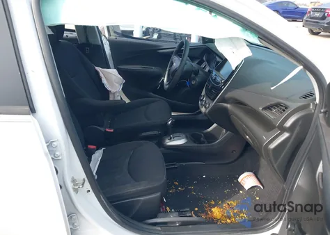 2017 Chevrolet Spark Ls Cvt z USA, uszkodzony, nr VIN KL8CB6SA7HC705476